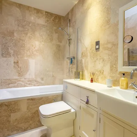 4 - The Kings דירה *