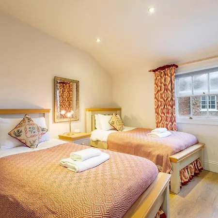 4 - The Kings Apartment York